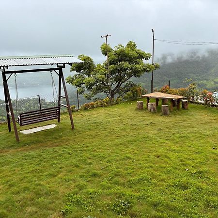Paramount 3 Ac Bedrooms Hall Garden With Lake View Panchgani Luaran gambar