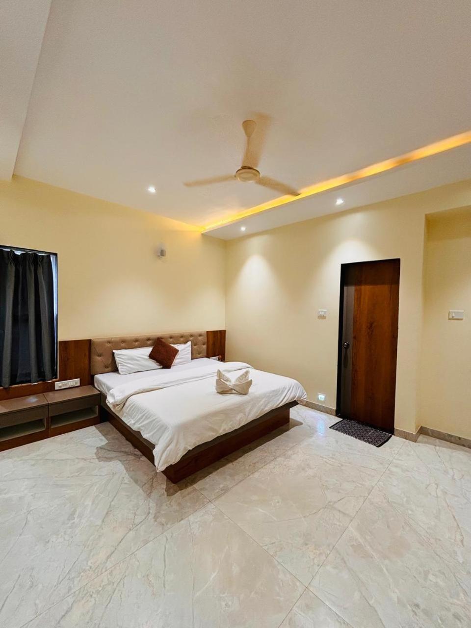 Paramount 3 Ac Bedrooms Hall Garden With Lake View Panchgani Luaran gambar