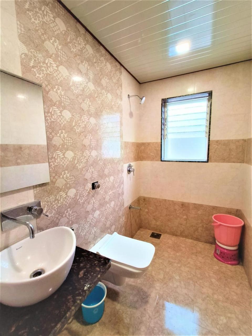 Paramount 3 Ac Bedrooms Hall Garden With Lake View Panchgani Luaran gambar